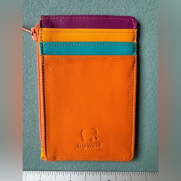 Women’s Wallets Lot of 5 - Coach, Mywalit, Latico, FashionExpress, Dog Wallet - Picture 4 of 16